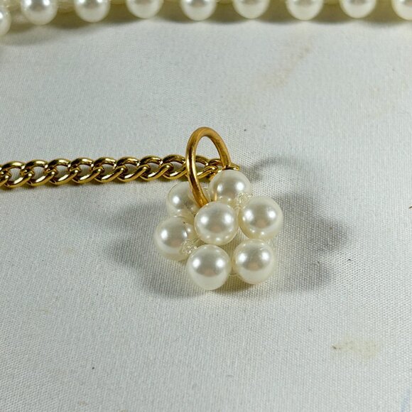 FAUX PEARL THREE STRAND BELT WITH GOLD TONE FASTENER - Picture 6 of 8